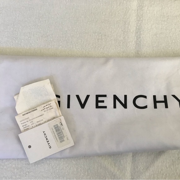 Givenchy Lucrezia Boston 2 way bag - Picture 14 of 14